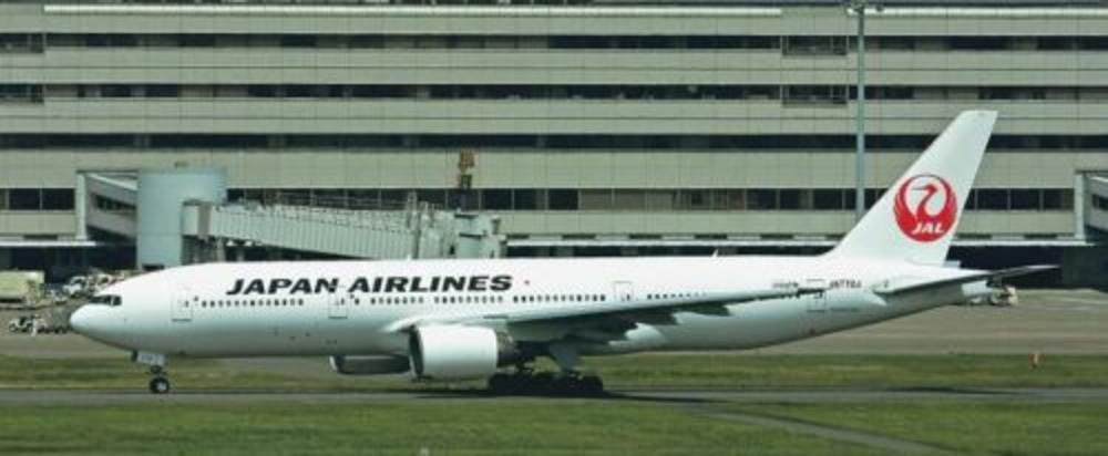 Boeing 777-200 JAL Japan Airlines
