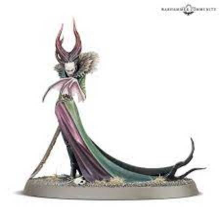 Soulblight Gravelords: Lady Annika: The Thirsting Blade