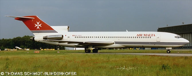 Boeing 737-200 Air Malta
