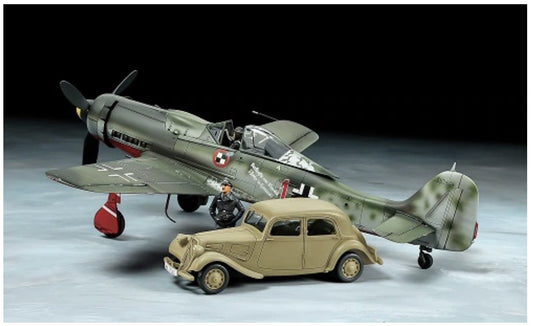 Focke Wulf Fw 190D-9 JV44 & Citroen 11CV Staff Car