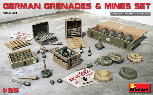 German Grenades & Mine Set