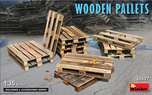 Wooden Pallets Set