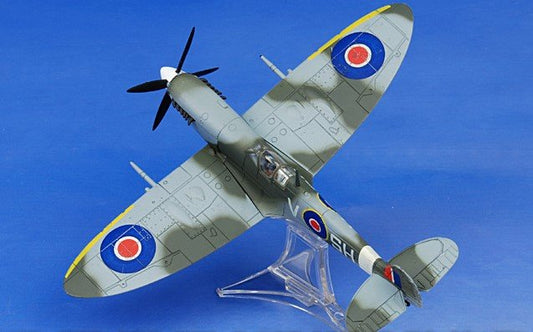 UK Spitfire Mk. IX (England, 1942)